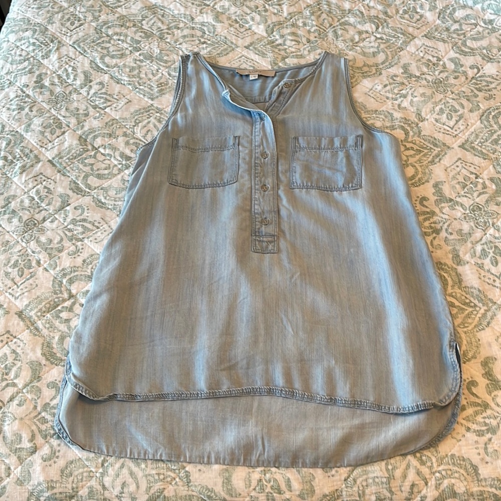 LOFT : Chambray Sleeveless Top